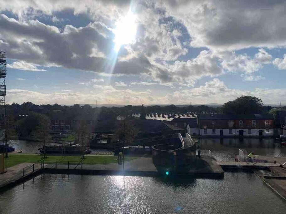 City Centre 2 Bed Apartment Chester Exteriér fotografie